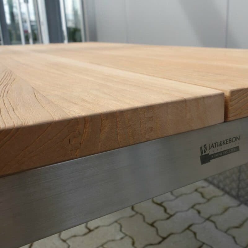 Gartentisch Como mit keilverzinkten Latten