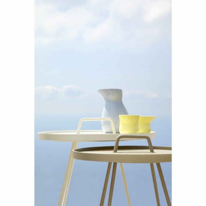 Beistelltisch "On-the-Move" in weiß und taupe von Cane-line