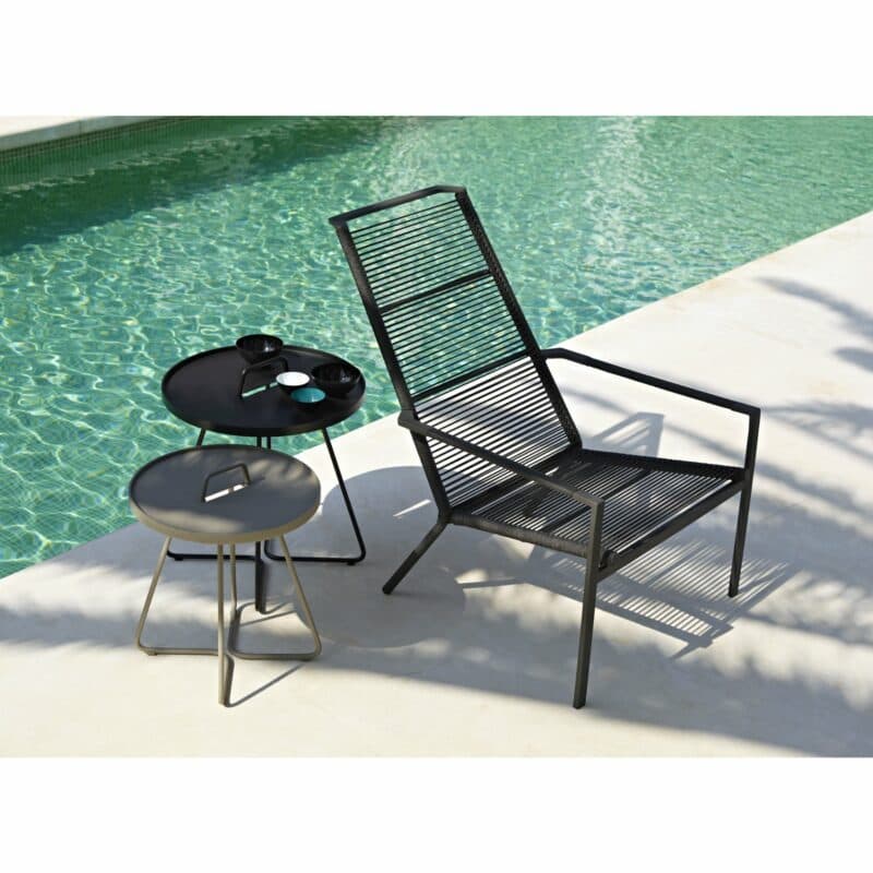 Beistelltisch "On-the-Move" in schwarz und taupe von Cane-line