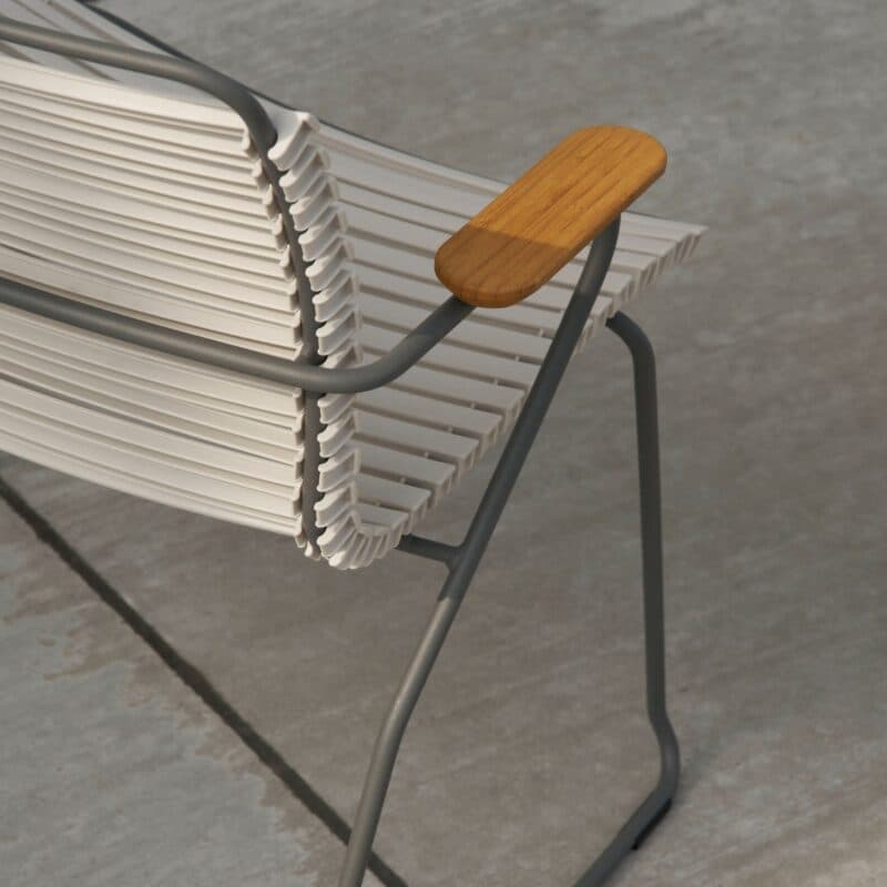 Houe "Click" Gartenstuhl mit Armlehnen, Kunststoff-Lamellen muted white
