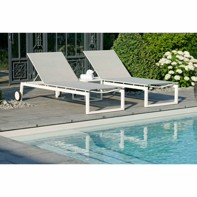 Stern "Robin" Rollenliege, Gestell Aluminium weiß, Textilgewebe silber