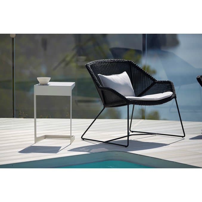 Loungesessel "Breeze" von Cane-line, Gestell Stahl schwarz, Sitzfläche Polyrattan schwarz