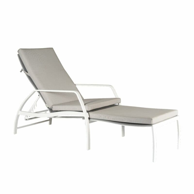 Jati&Kebon "Vedia" Deckchair, Aluminium weiß mit Komfort-Auflage