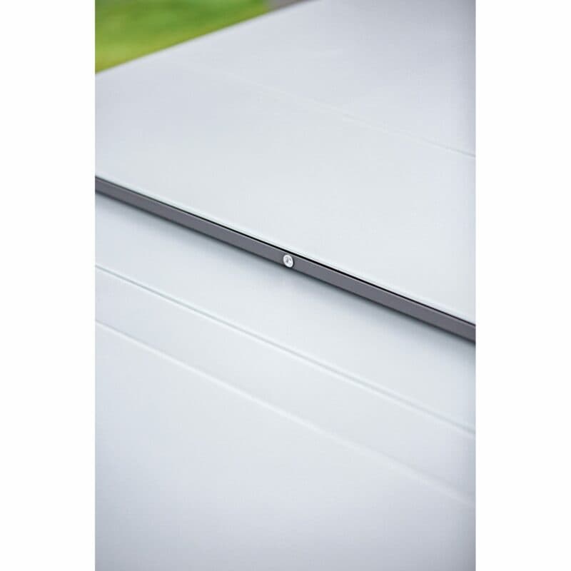 Niehoff "Nancy" Ausziehtisch, Gestell Aluminium, Tischplatte Glasauflage hellgrau, Detail Tischplatte