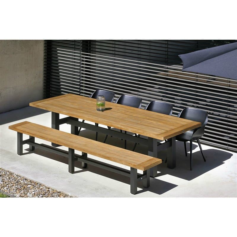 Hartman "Sophie Studio" Armchair, Gestell Teakholz, Sitzschale Kunststoff carbon black mit "Sophie Yasmani" Gartentisch und Gartenbank