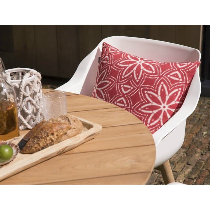 Hartman "Sophie Studio" Armchair, Teakholzgestell, Sitzschale white mit "Sophie Studio" Teakholztisch, 120cm Durchmesser