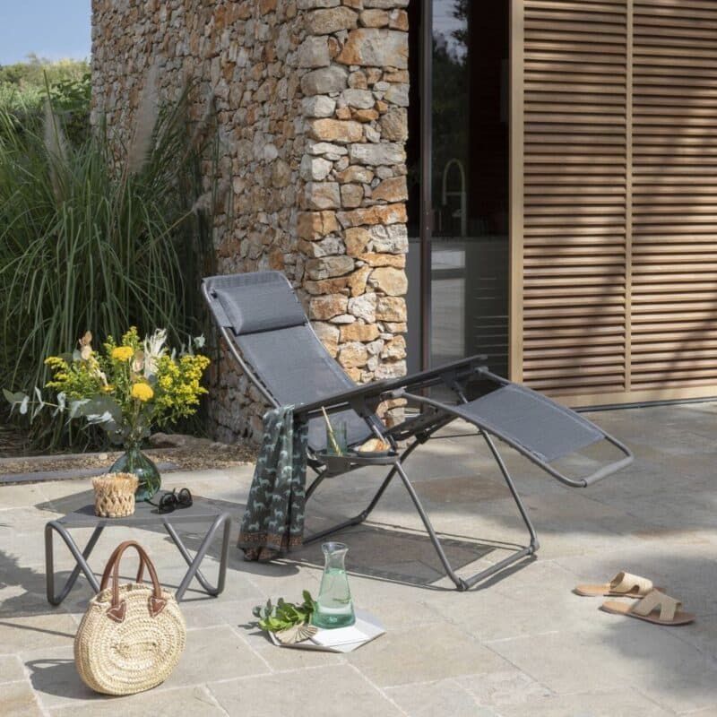 Lafuma "Futura" Relaxsessel, Gestell Stahl titane, Sitzfläche Batyline® Duo obsidian © LAFUMA MOBILIER - Pierrick Verny