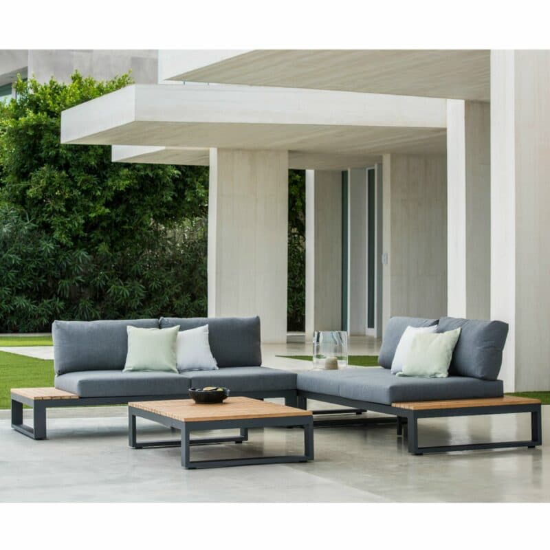 Jati&Kebon "Virginia" Loungegruppe bestehend aus zwei Loungesofas, einem Loungetisch sowie einem Kaffeetisch