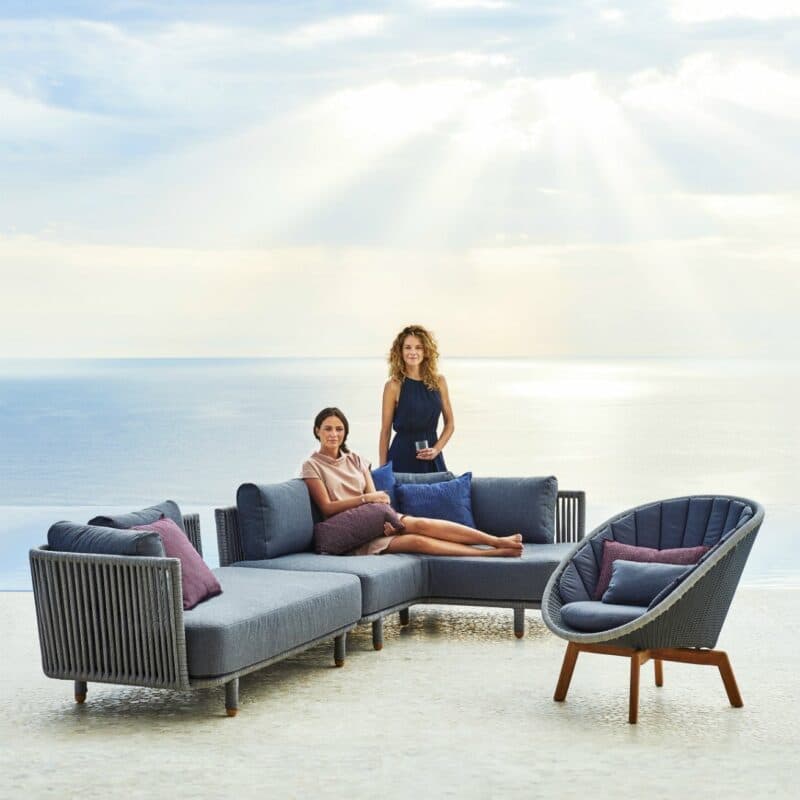 Cane-line Loungegruppe "Moments" und Loungesessel "Peacock"