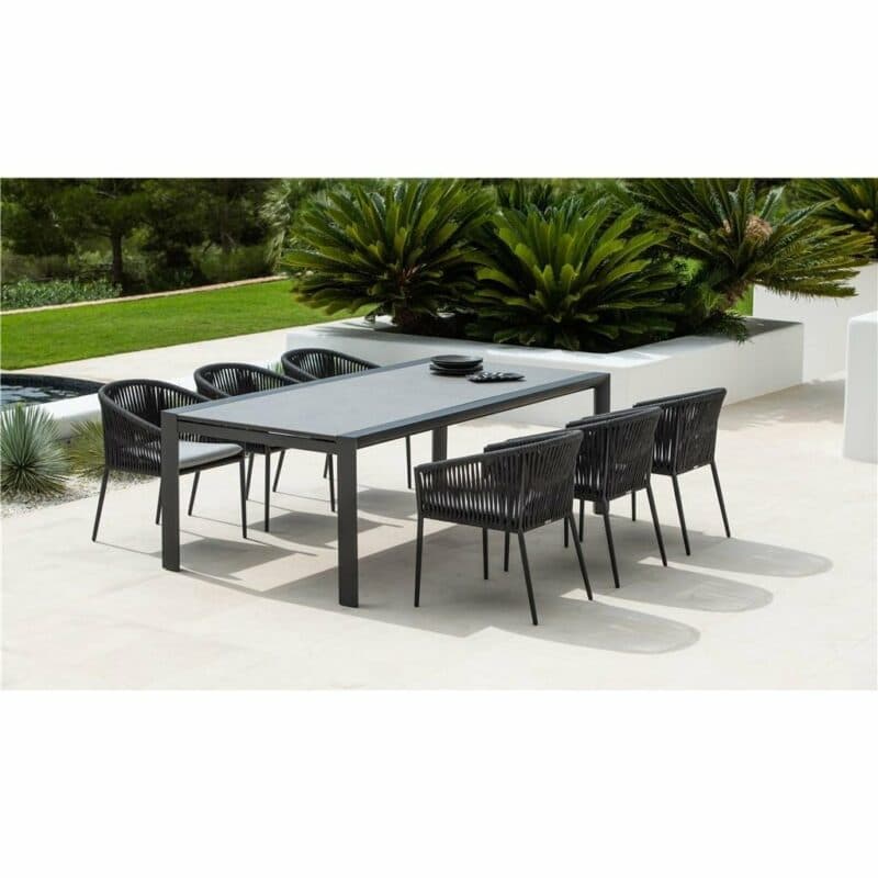 Jati&Kebon Ausziehtisch "Livorno", Gestell Aluminium eisengrau, Tischplatte Keramik Zement hell mit Dining-Sessel "Fortuna"