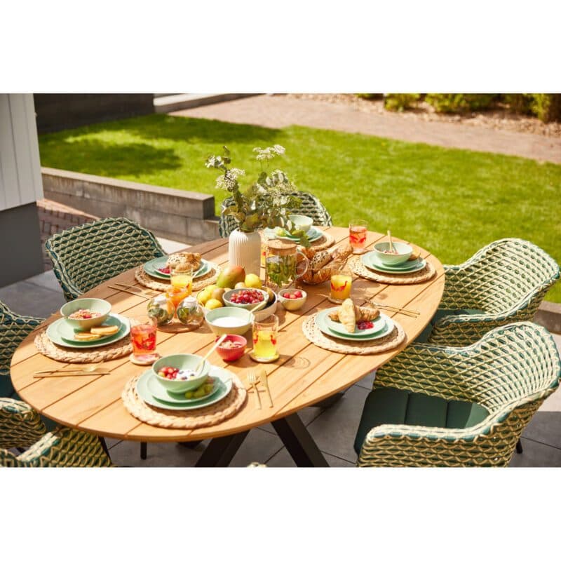 Hartman "Delphine" Gartenstuhl, Gestell Aluminium carbon black, Sitzfläche Emerald green, mit Gartentisch "Stephanie"