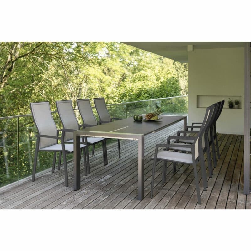 Stern Gartenmöbel-Set mit "Kari" Stapelsessel hoch & Ausziehtisch, Gestelle Alu anthrazit, Sitzfläche Textilgewebe silber, Tischplatte HPL