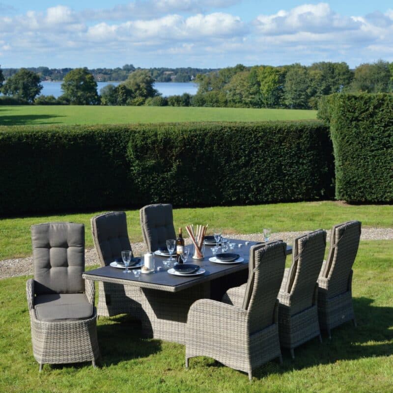 Ploß "Rabida" 6 Diningsessel mit Diningtisch 170x90 cm (Copyright Ploß & Co.)