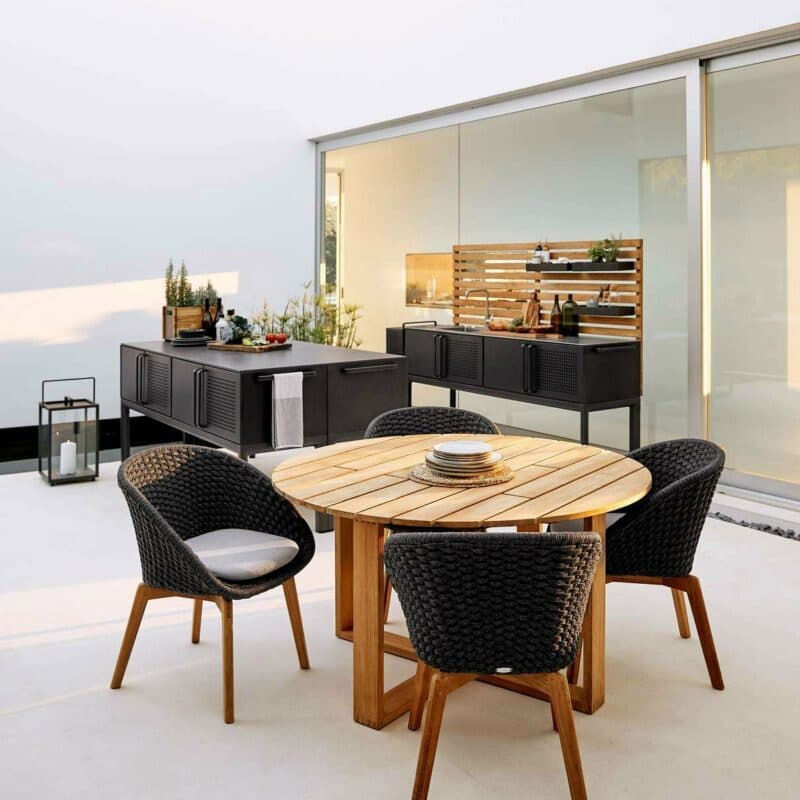 Cane-line Gartenstuhl "Peacock", Gestell Teakholz, Soft Rope dunkelgrau und Gartentisch "Endless"