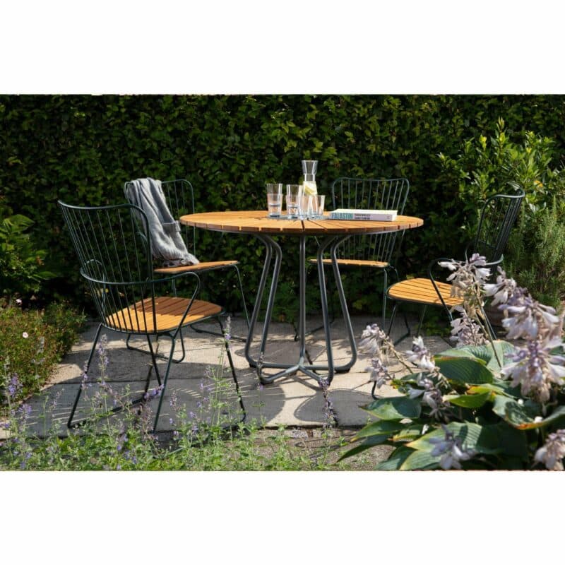 Houe "Circle" Gartentisch mit "Paon" Gartenstühlen