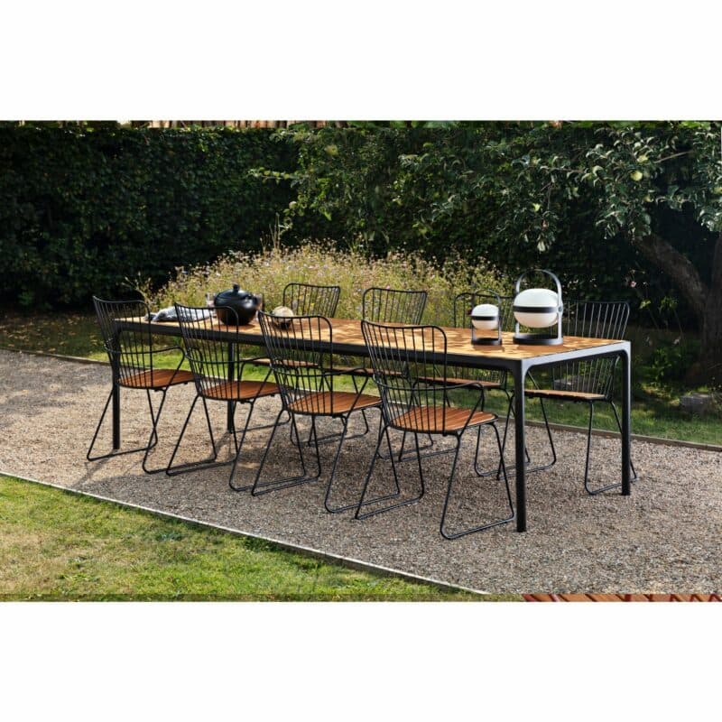 Houe "Four" Gartentisch mit "Paon" Gartenstühlen