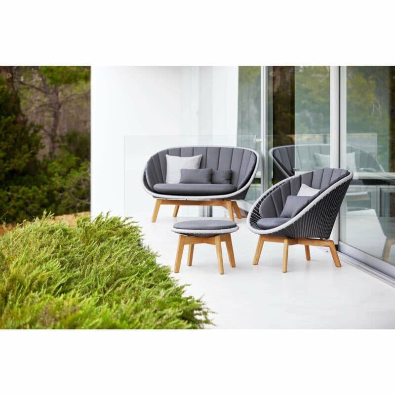 Cane-line Loungesofa, Loungesessel und Hocker "Peacock", Gestell Teakholz, Geflecht grau/hellgrau