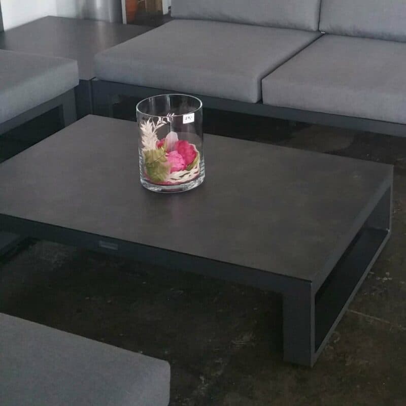 Jati&Kebon Loungetisch "Virginia", Gestell Aluminium eisengrau, Tischplatte HPL Nero granite, 120x75 cm