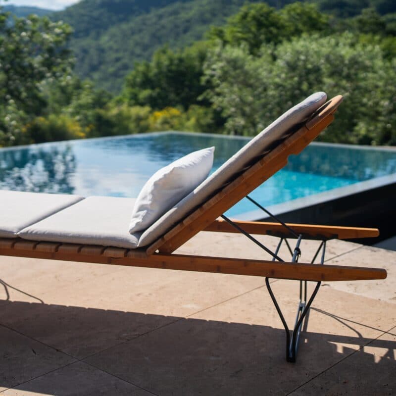 Houe Sonnenliege "Molo", Gestell Stahl schwarz, Bambuslamellen