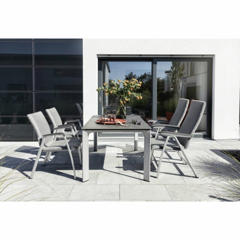 Kettler Tisch "Diamond" mit Stapel- und Multipositionssessel "Forma"