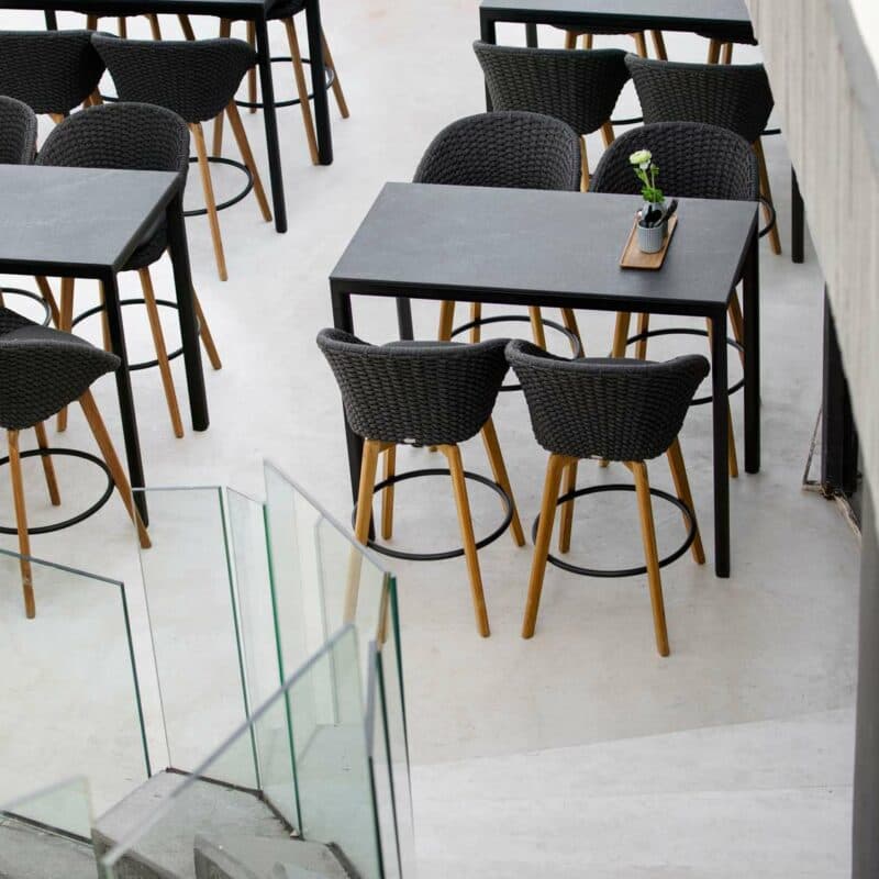 Cane-line Barhocker "Peacock", Gestell Teakholz, Soft Rope dunkelgrau mit Bartisch "Drop"