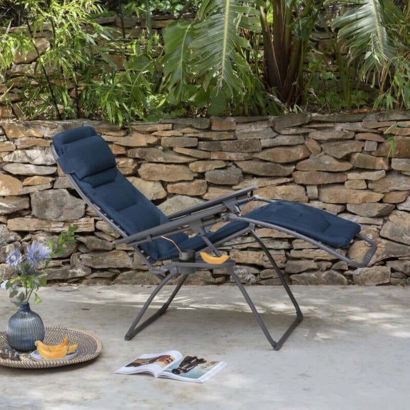 Lafuma "Futura BeComfort®" Relaxsessel, Stahl titane, Textilene bleu encre © LAFUMA MOBILIER - Pierrick Verny