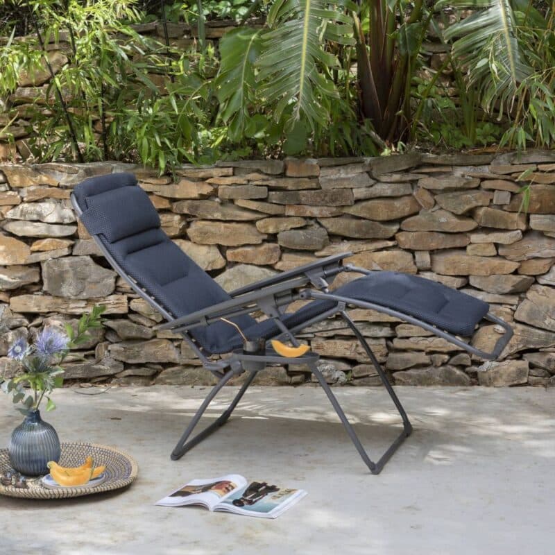 Lafuma "Futura BeComfort®" Relaxsessel, Stahl titane, Textilene dark grey © LAFUMA MOBILIER - Pierrick Verny