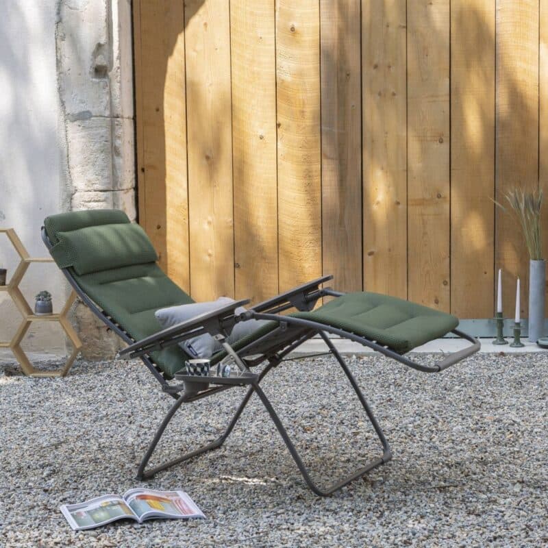 Lafuma "Futura BeComfort®" Relaxsessel, Stahl titane, Textilene olive ©LAFUMA MOBILIER - Pierrick Verny