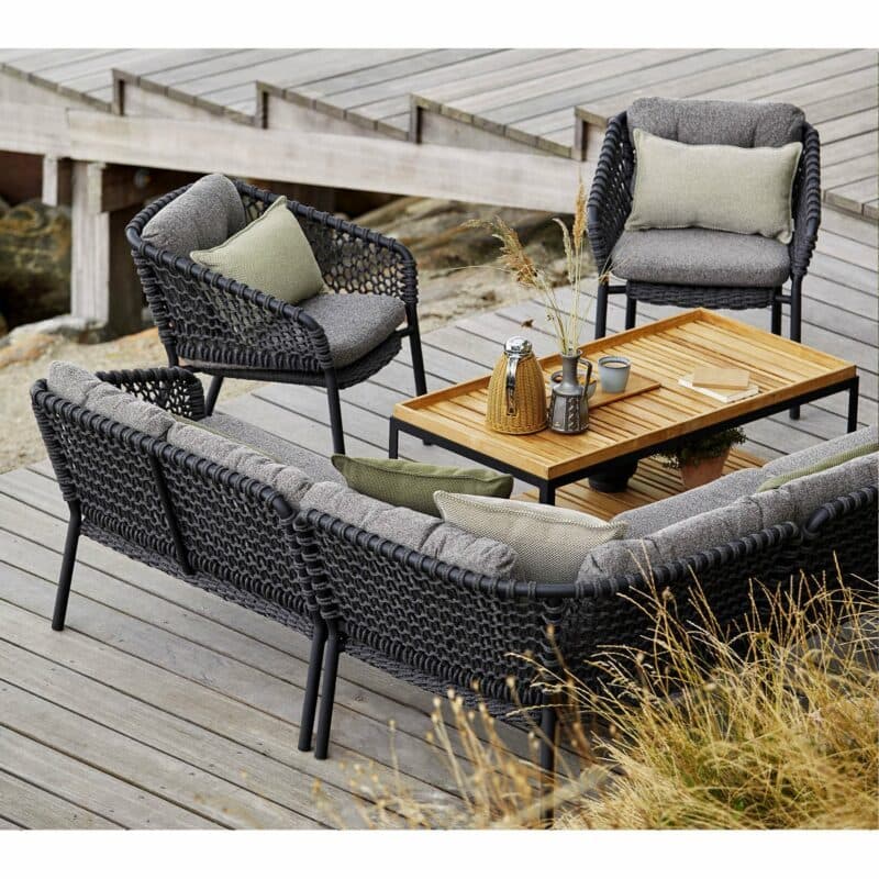 Cane-line "Ocean" Loungegruppe, Soft Rope dark grey mit Kissensatz dark grey und "Level" Loungetisch