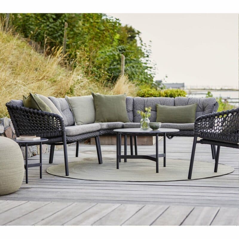 Cane-line "Ocean" Loungegruppe, Soft Rope dark grey mit Kissensatz dark grey und "Twist" Loungetisch