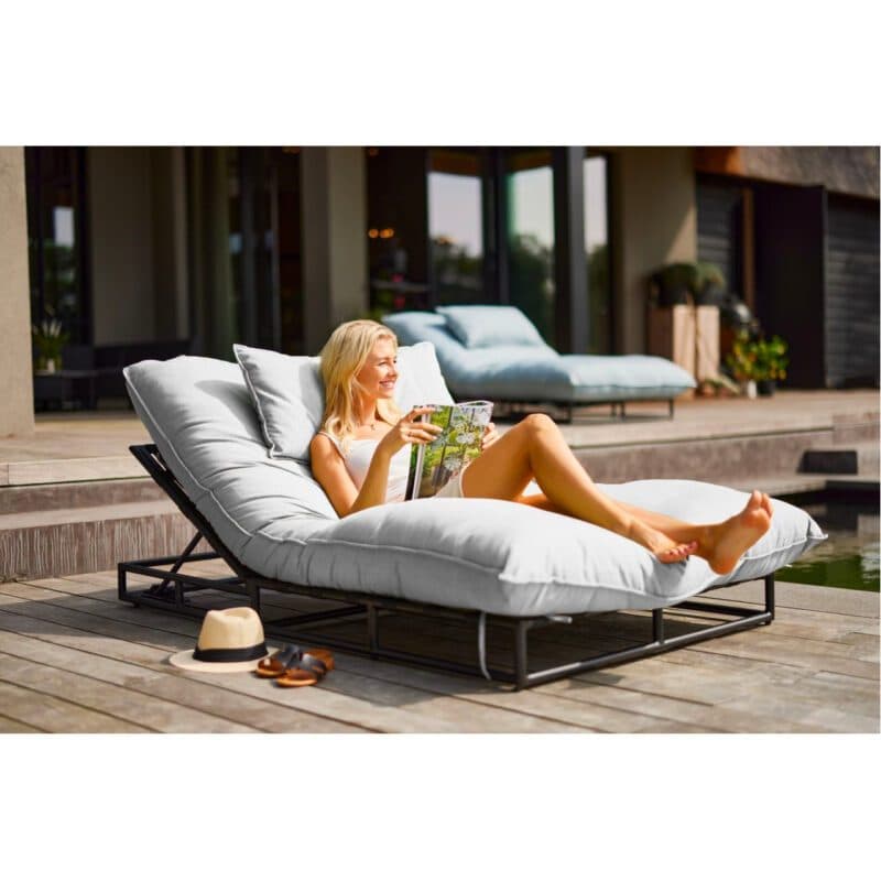 Hartman "Emma" Daybed, Gestell Aluminium schwarz, Sunbrella Marble