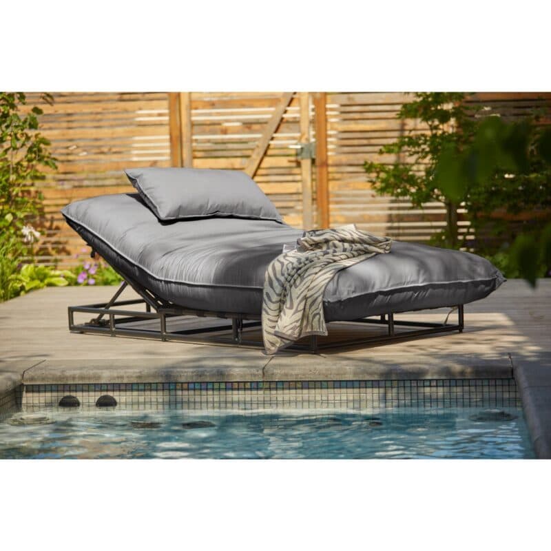 Hartman "Emma" Daybed, Gestell Aluminium schwarz, Sunbrella Mid Grey