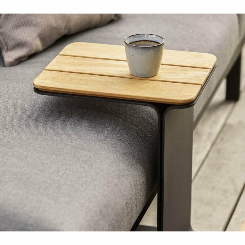 Cane-line "Mega" Beistelltisch, Gestell Aluminium lavagrau, Tischplatte Teak