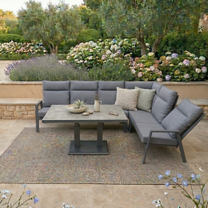 Lesli Living "Ohio" Loungeset mit "Murcia" Loungetisch höhenverstellbar, Gestelle Aluminium charcoal, Polster anthrazit, Tischplatte Keramik stone (Bild KI-generiert)