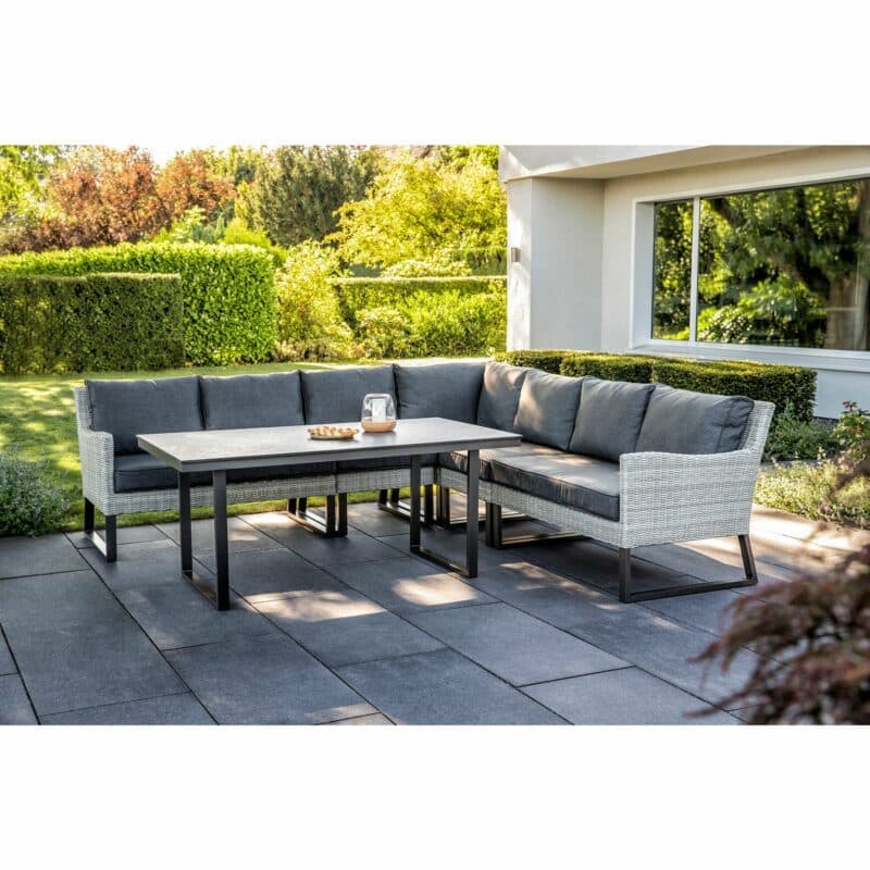 Kettler "Palma Wing" Casual Dining Lounge mit Endteil rechts und links, 2 Mittelteilen, Eckteil, Gestell Alu anthrazit, Polyrattan white wash, Kissen anthrazit, mit Gartentisch "Skate"