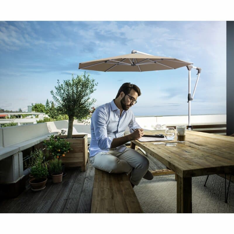 Glatz "SUNWING® Casa", Ampelschirm, Gestell Aluminium (© by GLATZ AG, Schweiz)