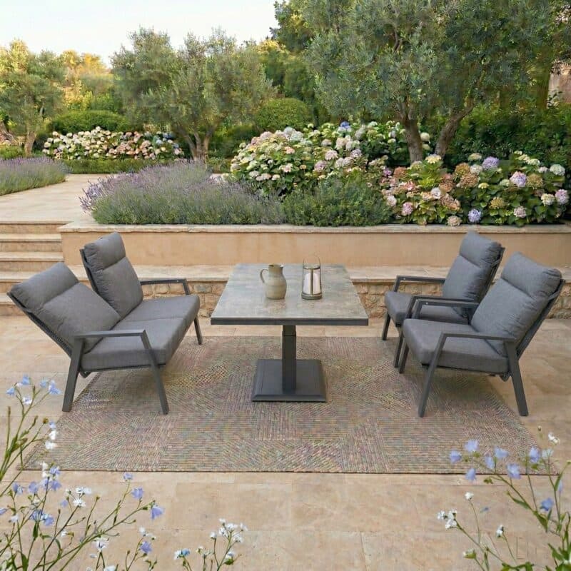 Lesli Living "Ohio" Loungeset mit "Murcia" Loungetisch höhenverstellbar, Gestelle Alu, Polster anthrazit, Tischplatte Keramik stone (Bild KI-generiert)