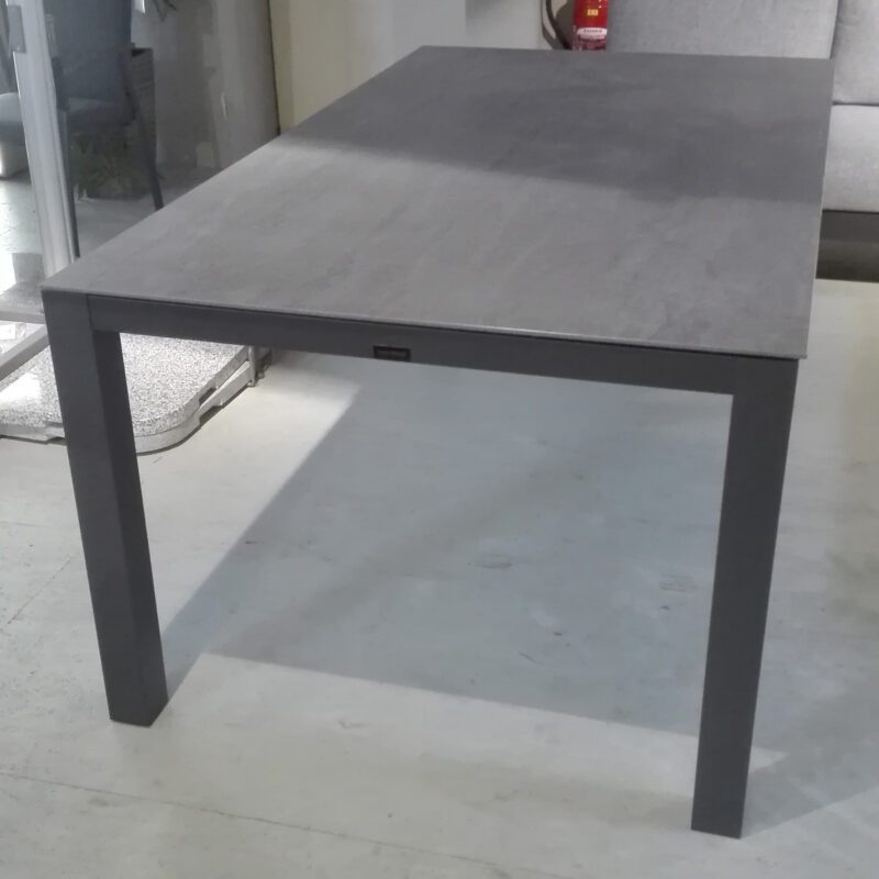 Home Islands Miharu Gartentisch, Gestell Edelstahl anthrazit, Tischplatte Keramik Aspen Grey