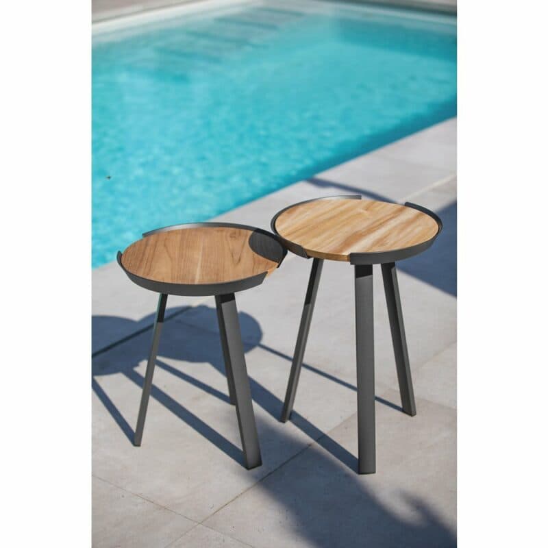 Niehoff "Salvo" Beistelltisch, Gestell Alu anthrazit, Platte Teak, Höhe 50/57 cm