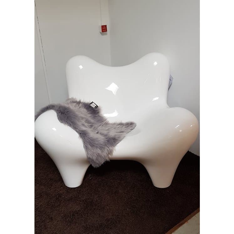 Rausch Classics "Objects Solo", Fiberglas weiß, Ausstellung Lauchringen