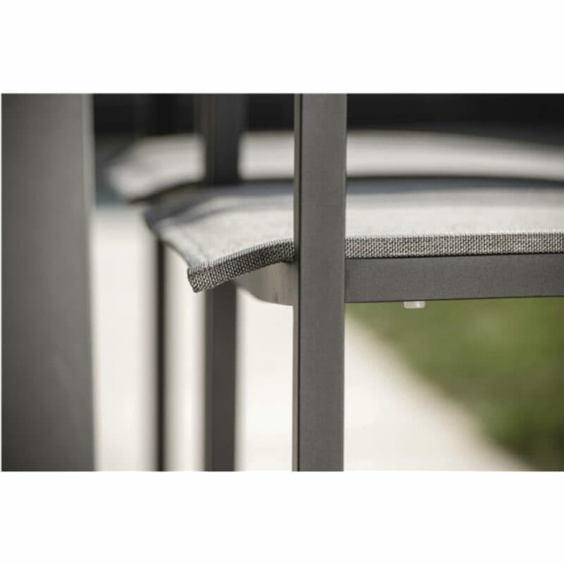 Stern "Evoee" Stapelsessel, Aluminium schwarz matt, Textilen Leinen grau