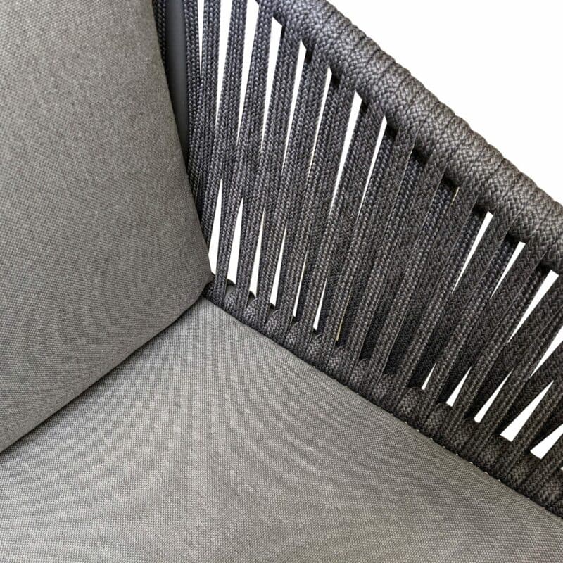 Jati&Kebon Dining-Sessel "Palm", Gestell Aluminium eisengrau, Rope straight weaving schwarz mit Kissen Natté Charcoal Chiné