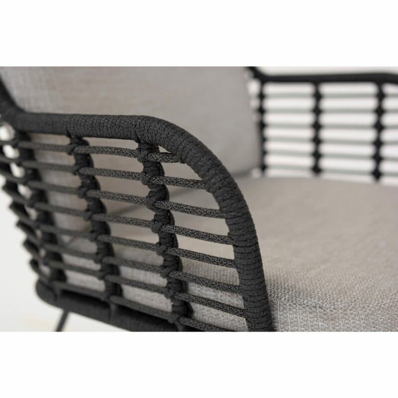4Seasons Outdoor "Fabrice" Diningsessel, Gestell Aluminium anthrazit, Sitzfläche Rope anthrazit, Kissen Olefin grau, Detail