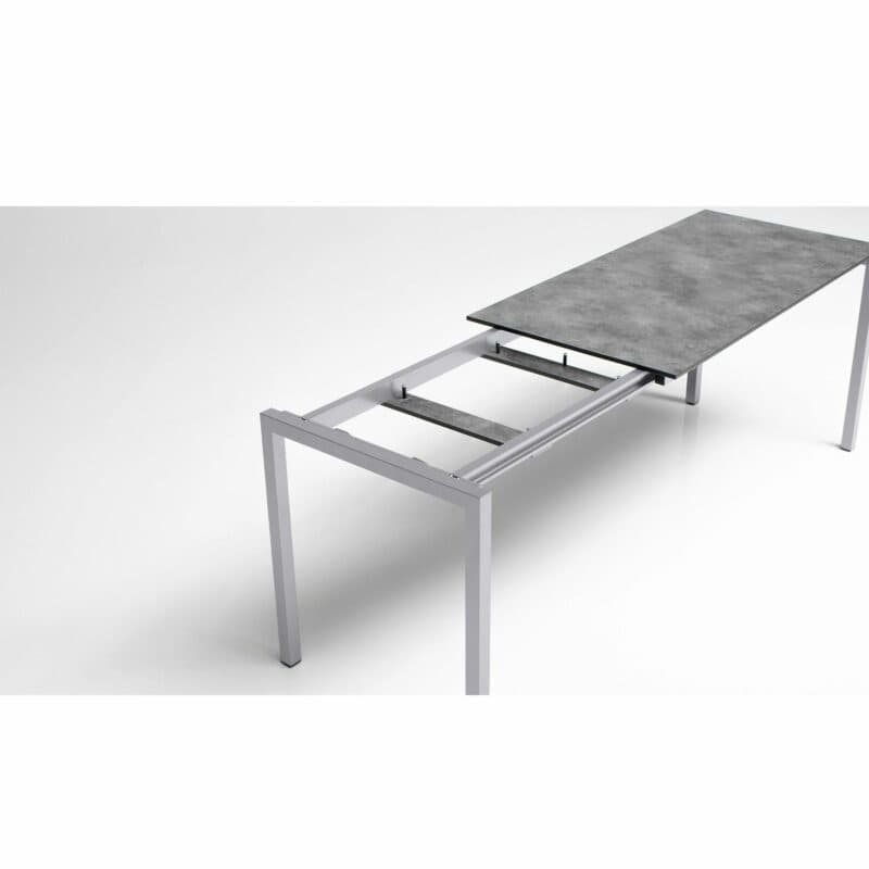 Kettler “Cubic“ Ausziehtisch mit Einlegeplatten, Gestell Aluminium silber, Tischplatte HPL anthrazit, 140/175/210x70 cm