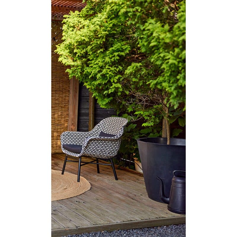 Hartman "Delphine" Loungesessel, Geflecht nouveaux rotin schwarz/weiß, Kissen Havana dark grey