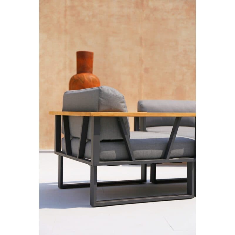 Zebra "Belvedere" Loungesessel, Gestell Edelstahl graphite mit Teakholz, Polster Tuva