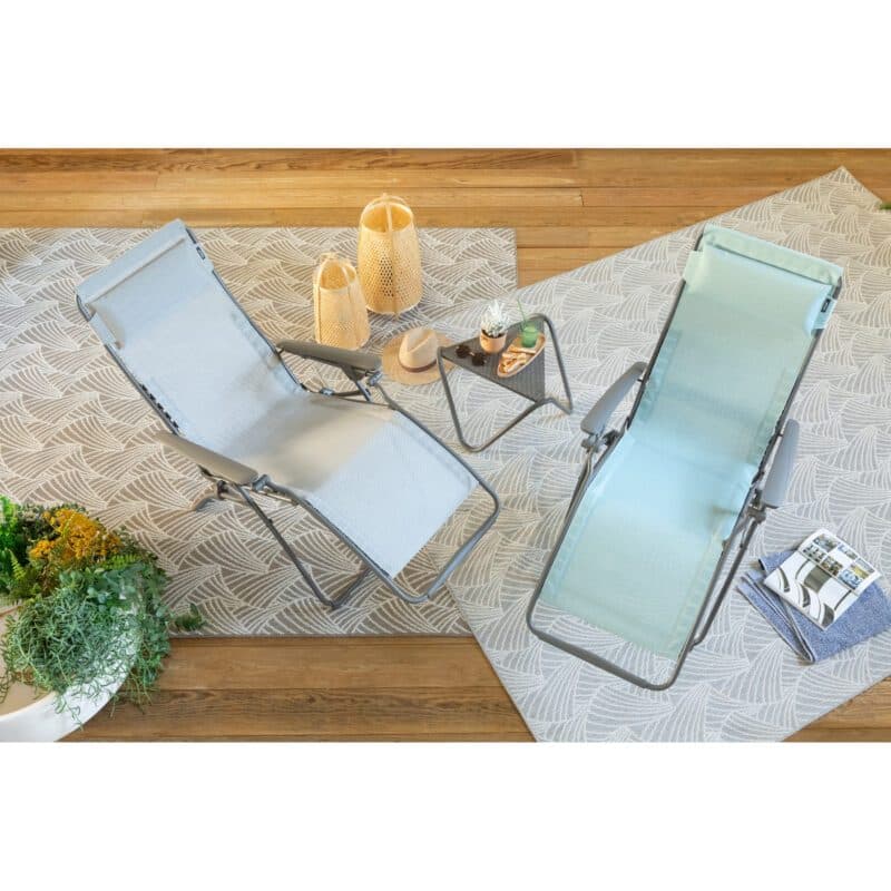 Lafuma "Futura" Relaxsessel, Gestell Stahl titane, Sitzfläche Batyline® Duo galet & mistral © LAFUMA MOBILIER - Pierrick Verny