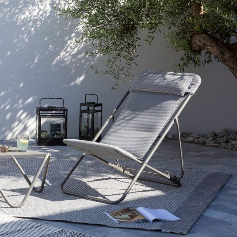 Lafuma Liegestuhl "Maxi Transat Plus BeComfort®", Gestell Stahl titane, Liegefläche BeComfort® silver © LAFUMA MOBILIER - Pierrick Verny