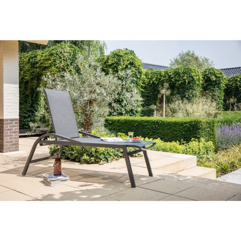 Lesli Living “Mojito“ Gartenliege, extrahoch, Gestell Aluminium charcoal, Liegefläche Textilgewebe schwarz-grau