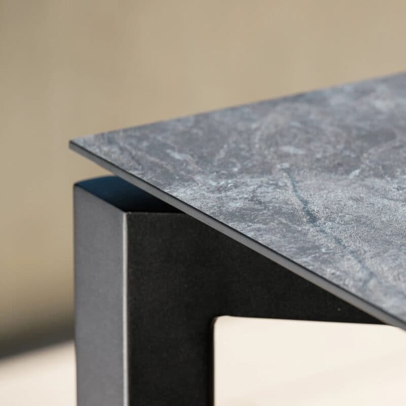 Stern Gartentisch Penta, Gestell Aluminium schwarz matt, Tischplatte HPL Slate